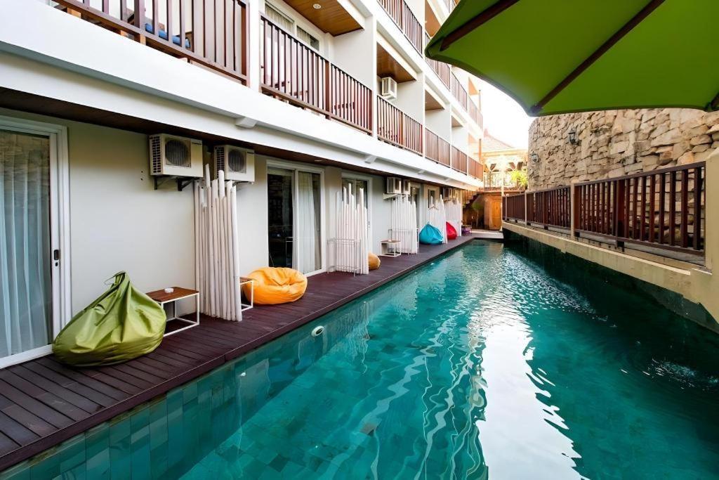 โรงแรมฮาดิ เปอตรา กูตา ภายนอก รูปภาพ